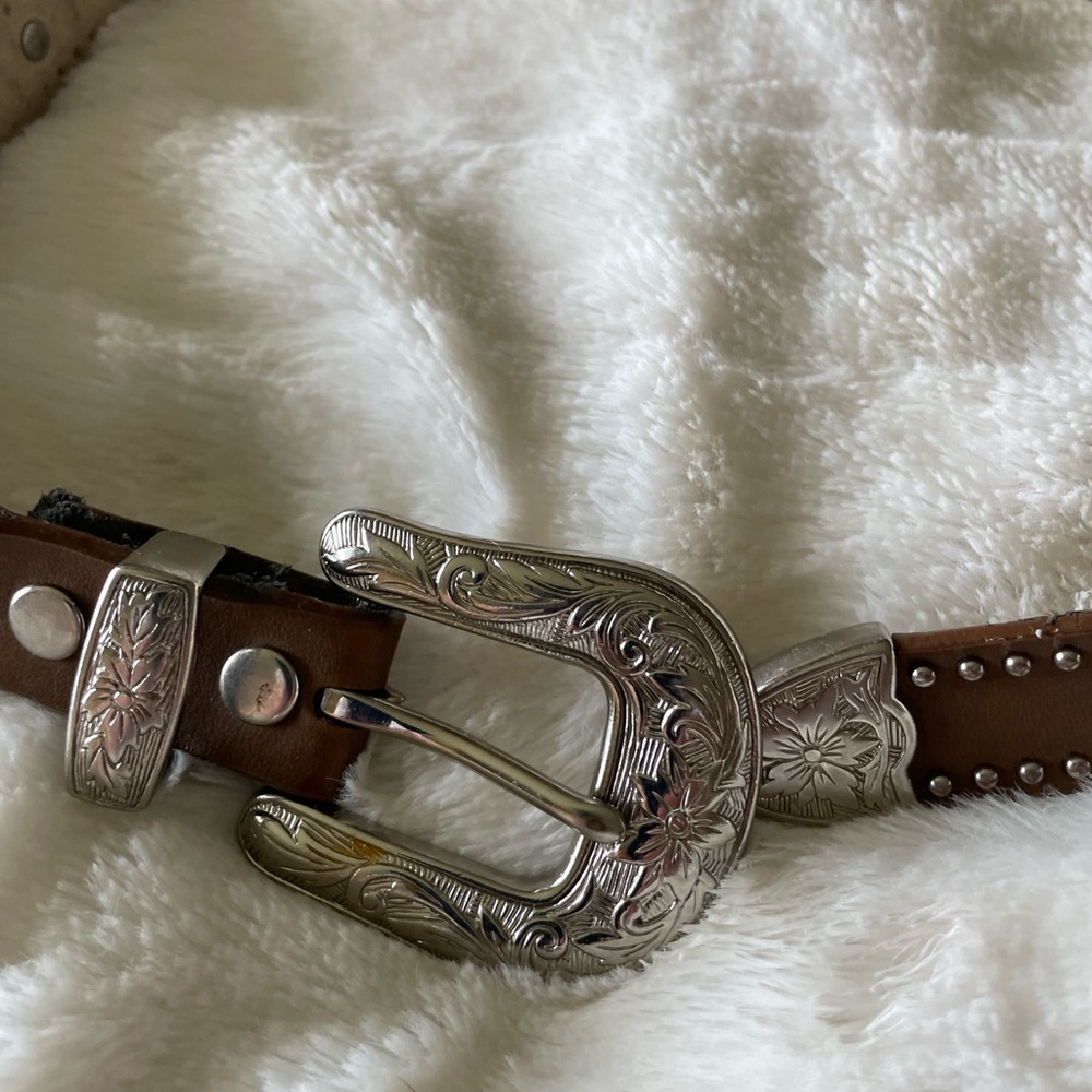 Little girls bling/cowboy belt.